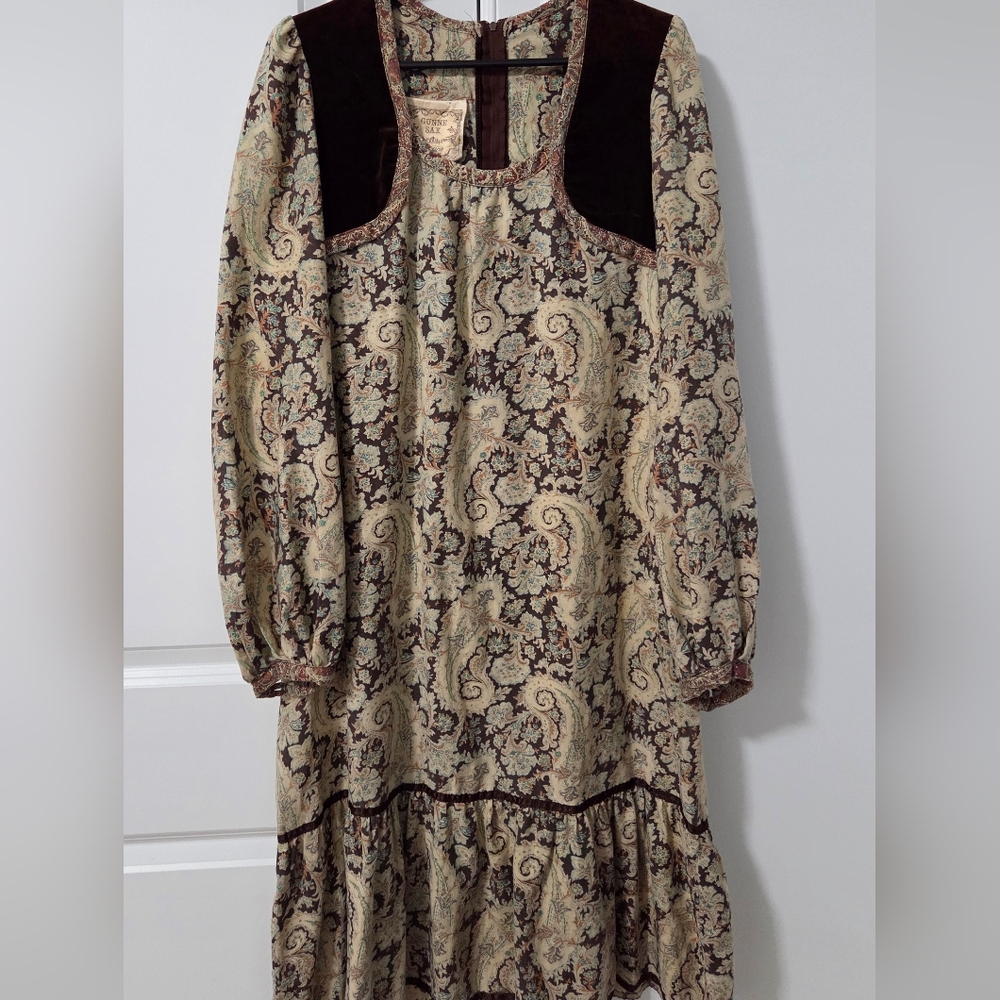 Gunne SAX Vintage Paisley Long Sleeve Dress